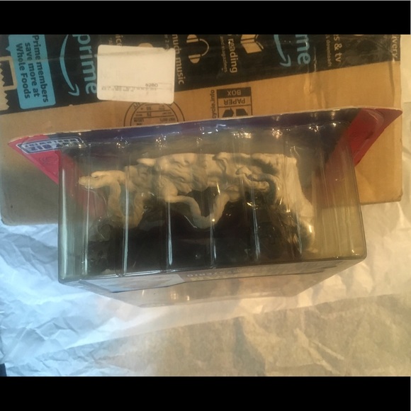 New Toybiz Mysterio Spiderman Action Figure, 2005 - Picture 7 of 7